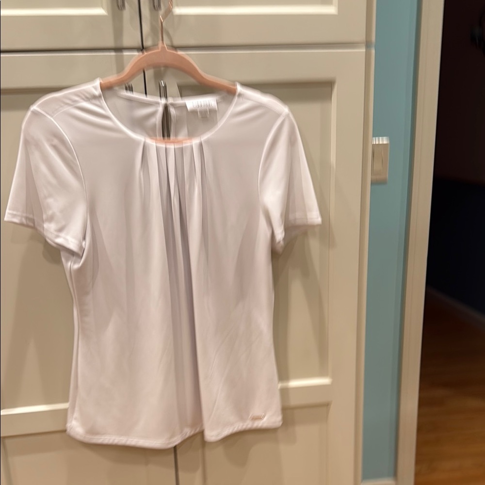 Calvin Klein White Pleated Fitted Short Sleeve Blouse